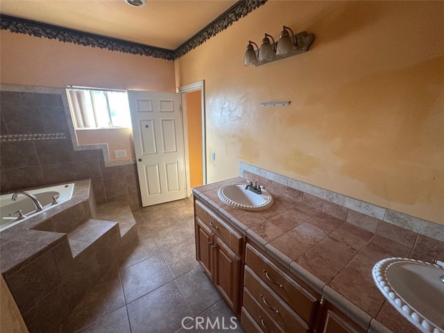 MLS #TR25037904 image #19