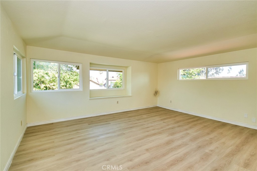 MLS #TR25113477 image #25