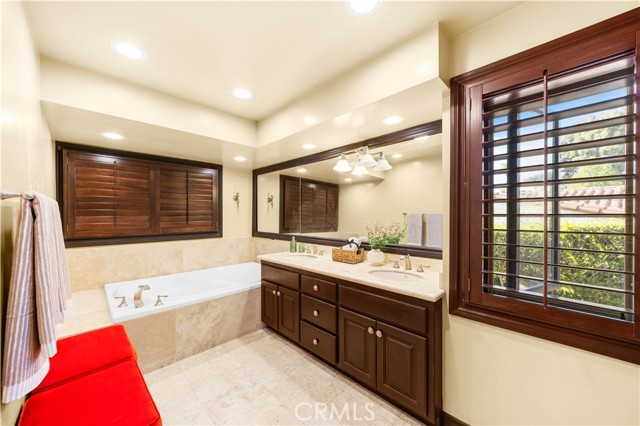 MLS #PV25178860 image #13