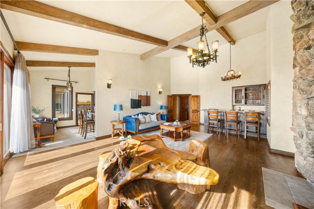 MLS #PV25178860 image #8