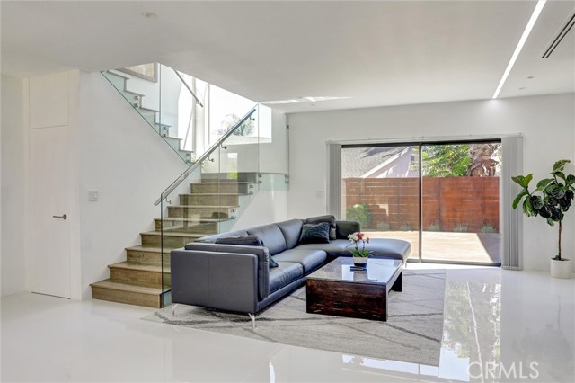 MLS #TR25192169 image #2