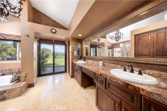 MLS #TR25231375 image #17