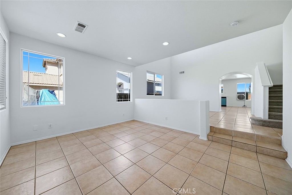 MLS #TR25235042 image #1