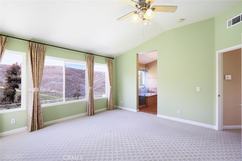 MLS #TR25243391 image #19