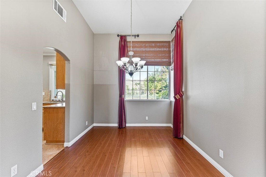 MLS #TR25243391 image #6