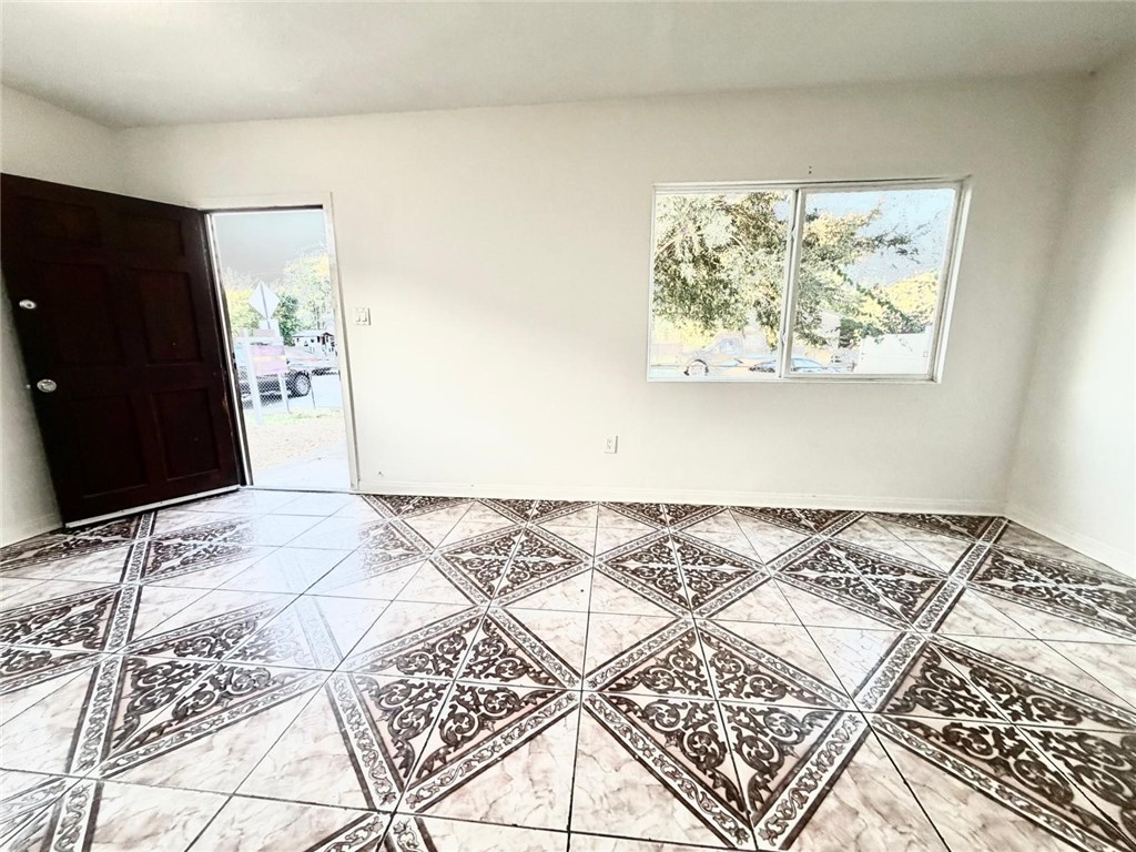 MLS #TR25249007 image #2