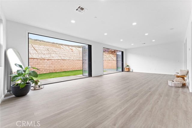 MLS #TR25251435 image #9