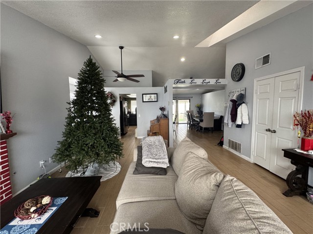 MLS #TR25258812 image #5