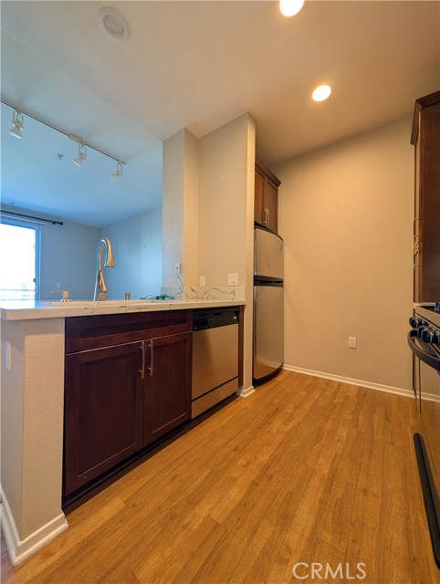 MLS #NP25217763 image #3