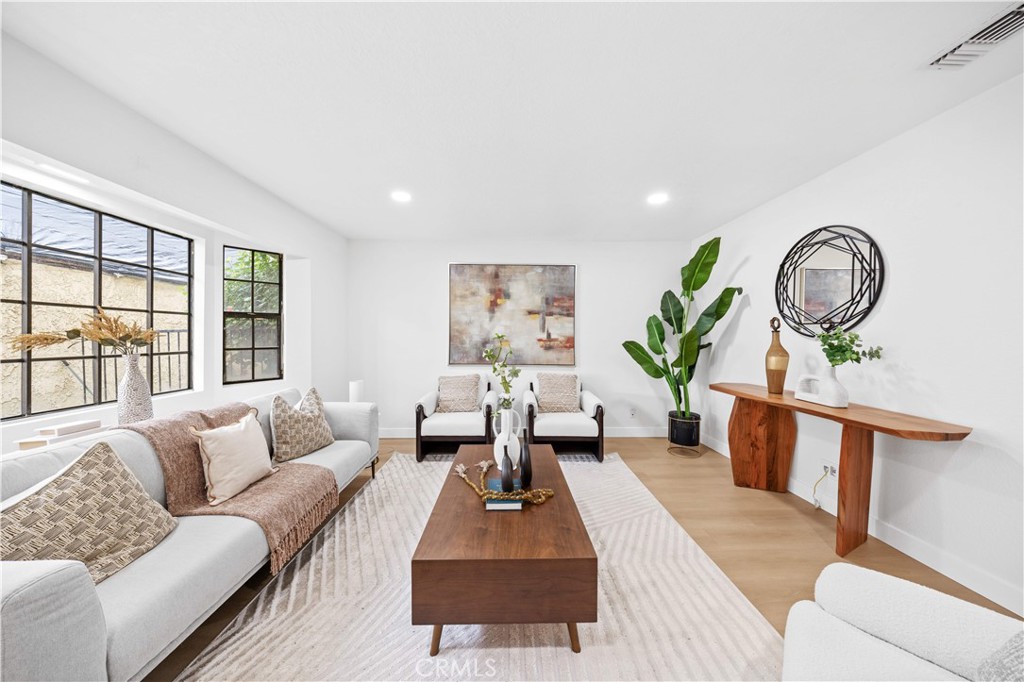 MLS #TR25262371 image #2