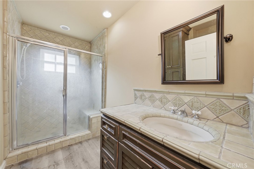 MLS #TR25263406 image #16