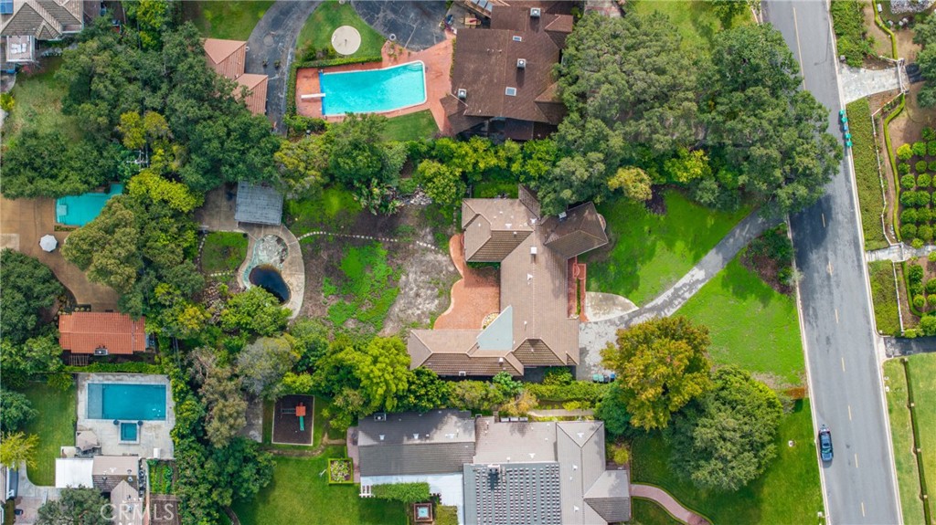 MLS #TR25263406 image #24