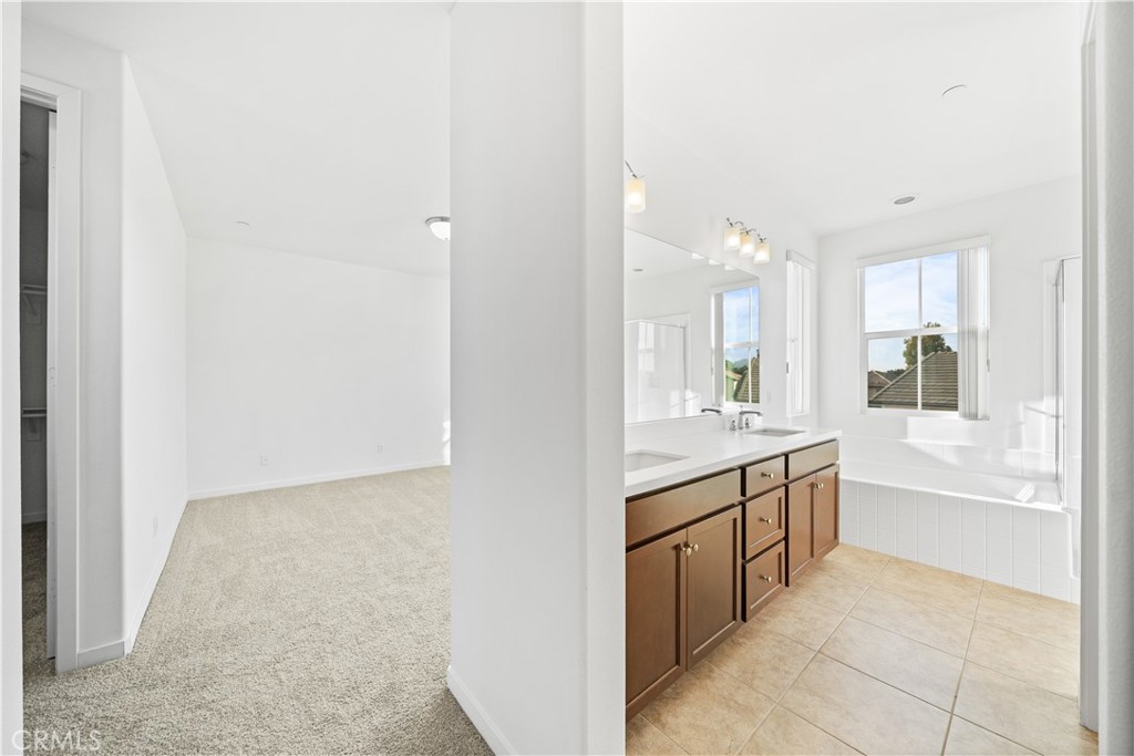 MLS #TR25267382 image #17