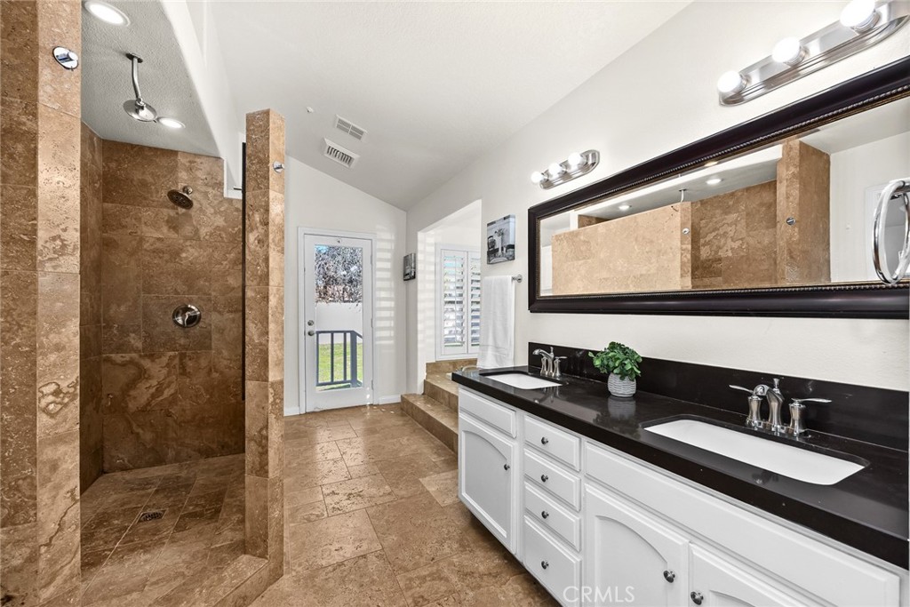 MLS #TR25268781 image #15