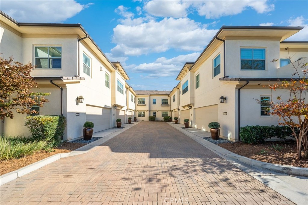 MLS #TR25272280 image #2