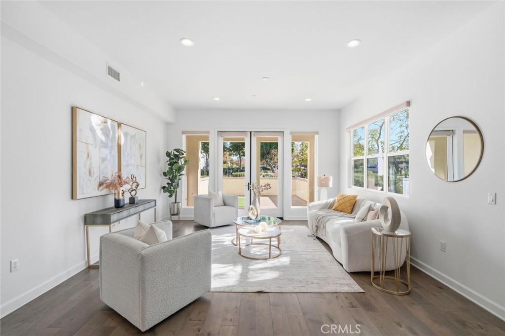 MLS #TR25272280 image #9