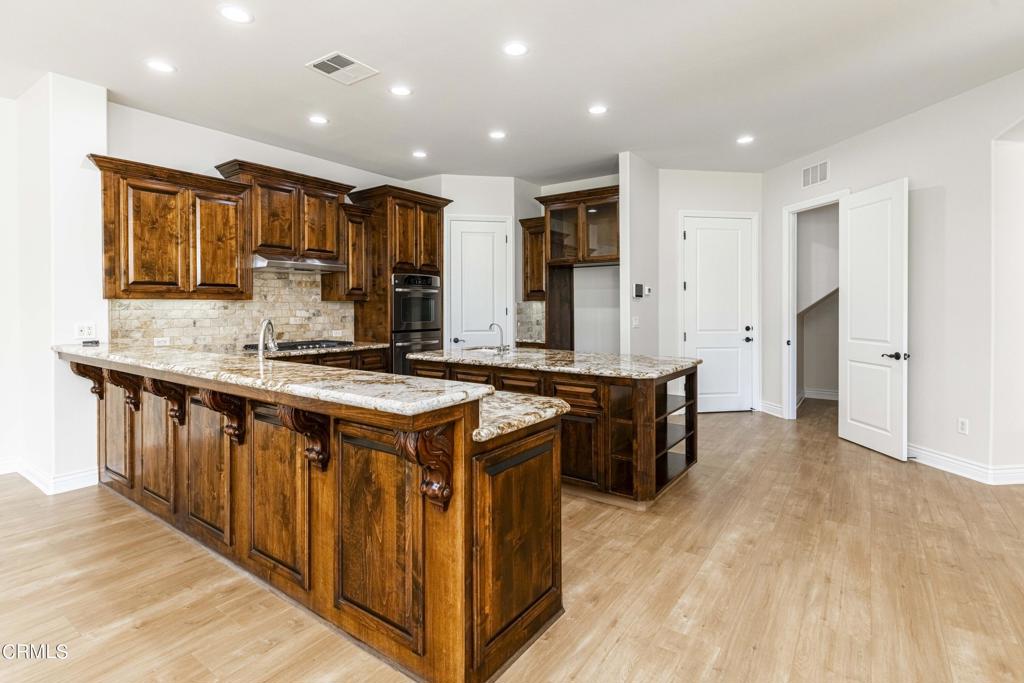 MLS #V1-25592 image #19