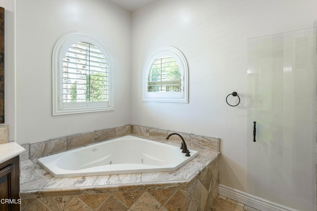 MLS #V1-25592 image #25