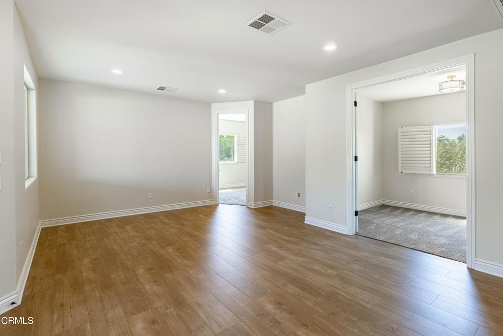 MLS #V1-25592 image #31