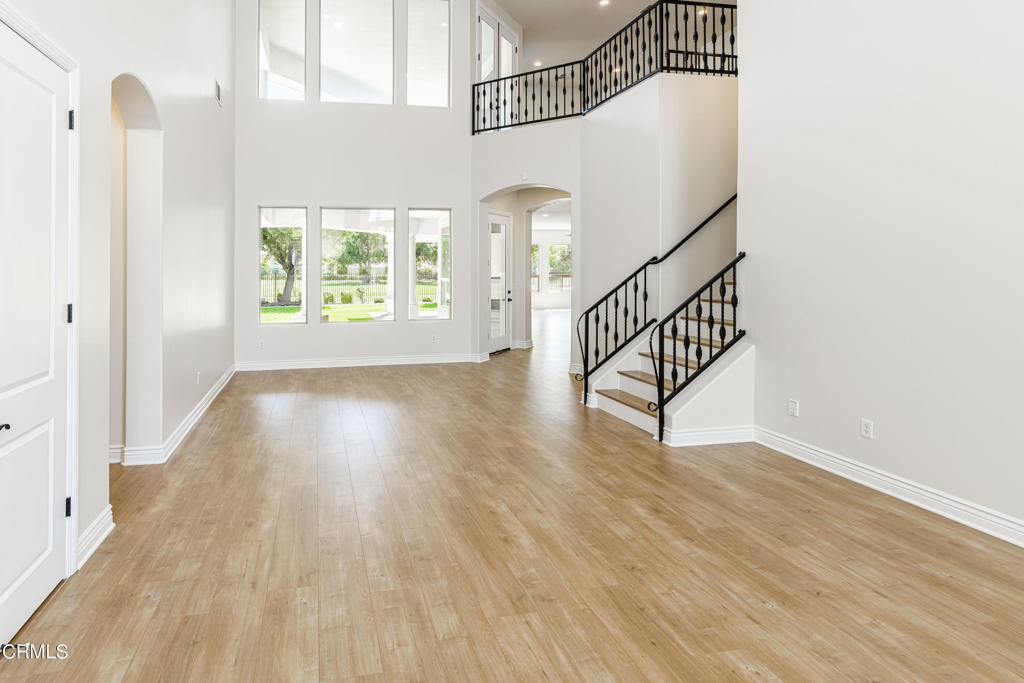 MLS #V1-25592 image #8