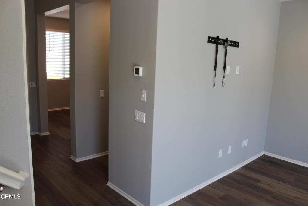 MLS #V1-26766 image #2