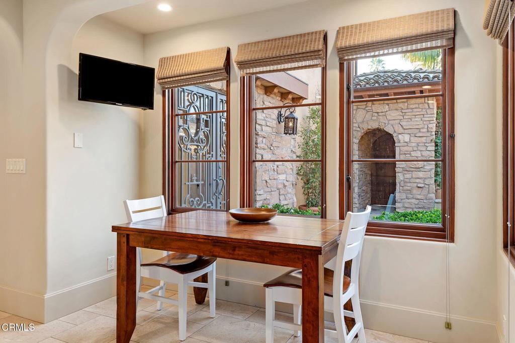 MLS #V1-26796 image #18