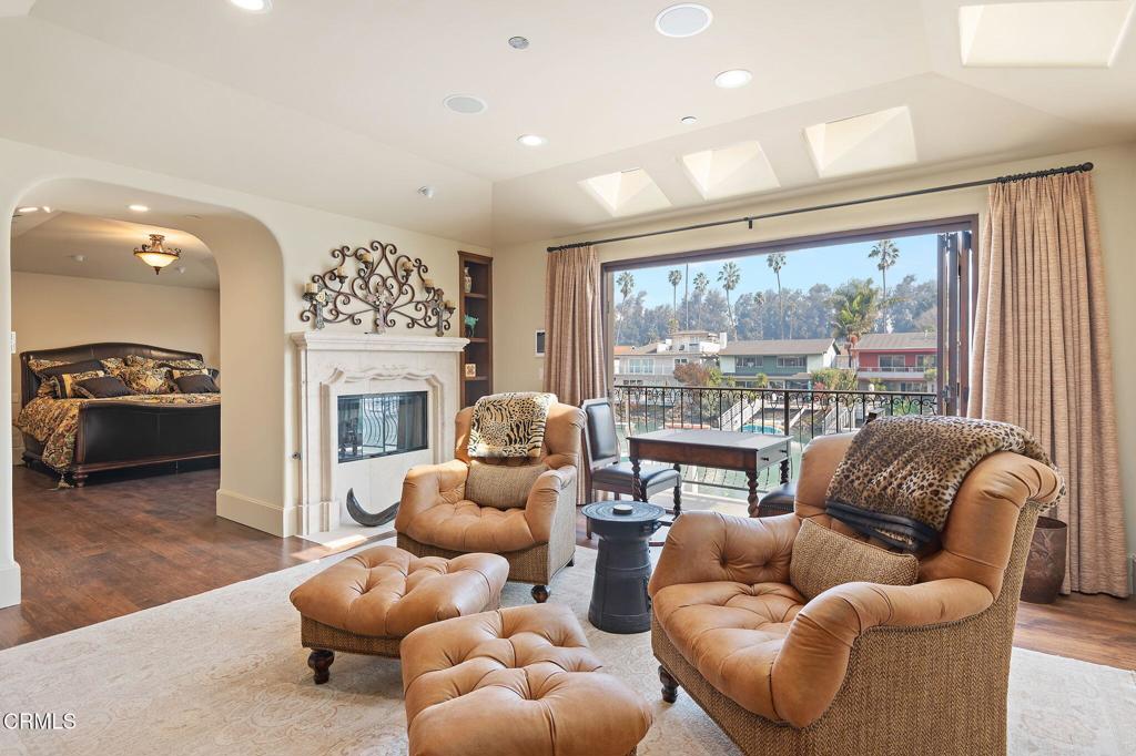 MLS #V1-26796 image #34