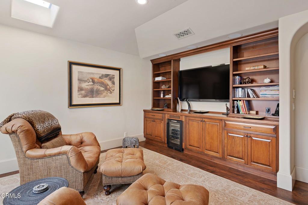 MLS #V1-26796 image #35