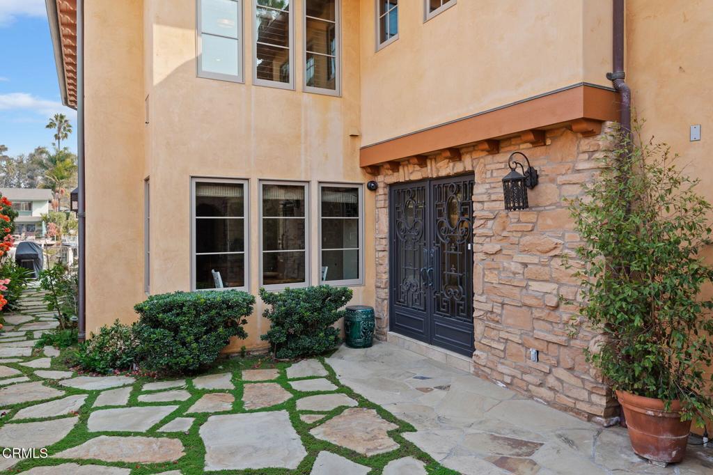 MLS #V1-26796 image #6