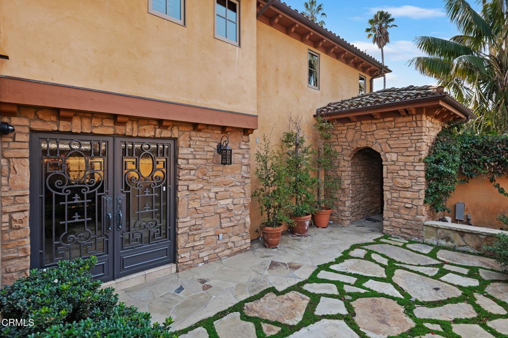 MLS #V1-26796 image #8