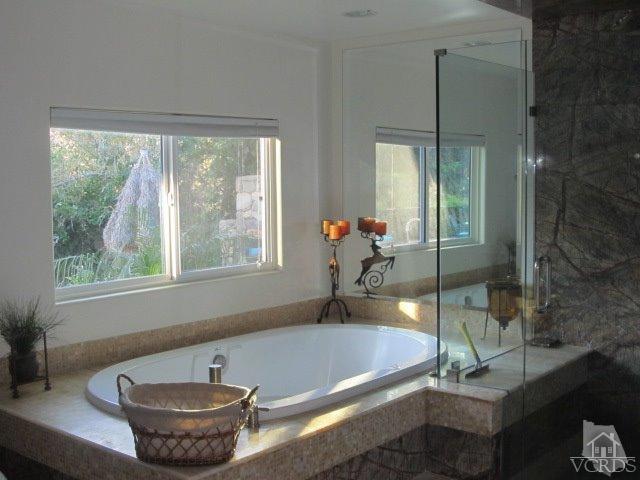 MLS #V1-26926 image #13