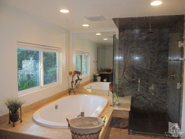 MLS #V1-26926 image #17