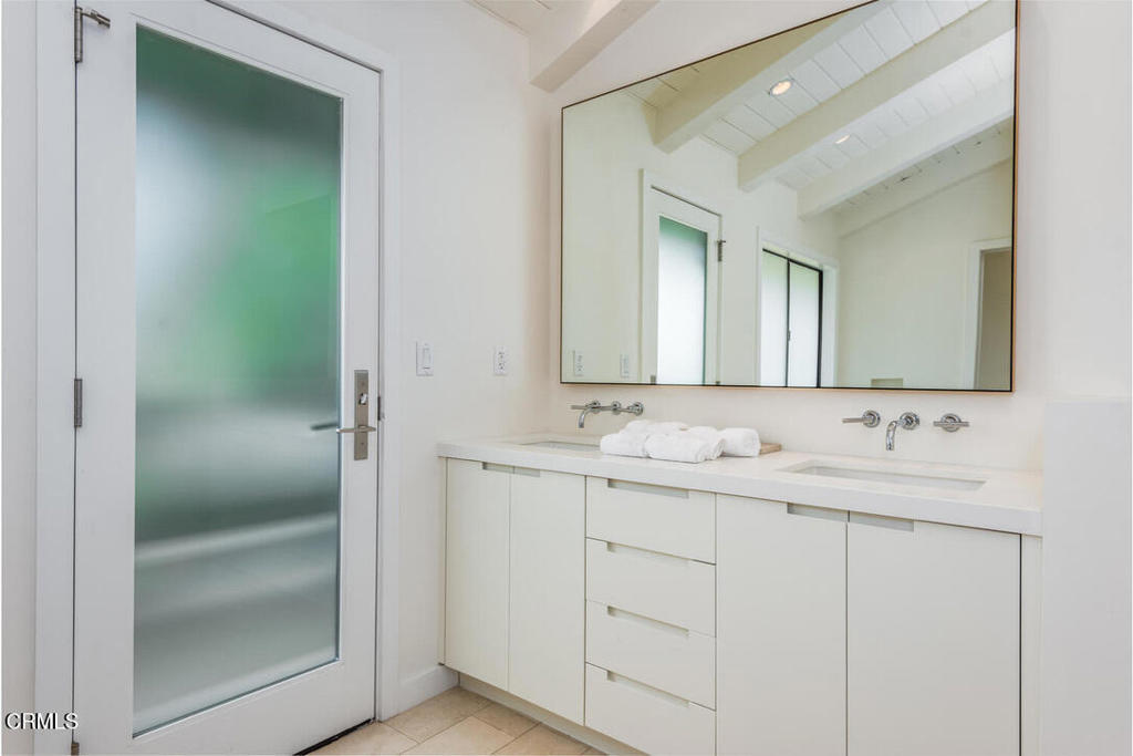 MLS #V1-27427 image #30