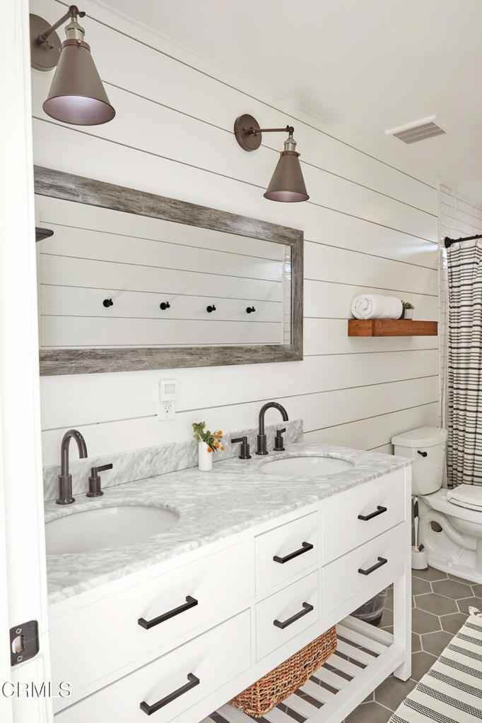 MLS #V1-27631 image #22