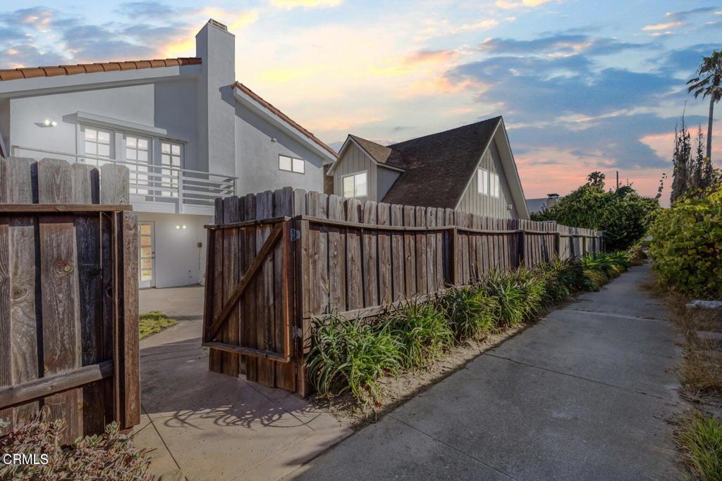 MLS #V1-27895 image #44