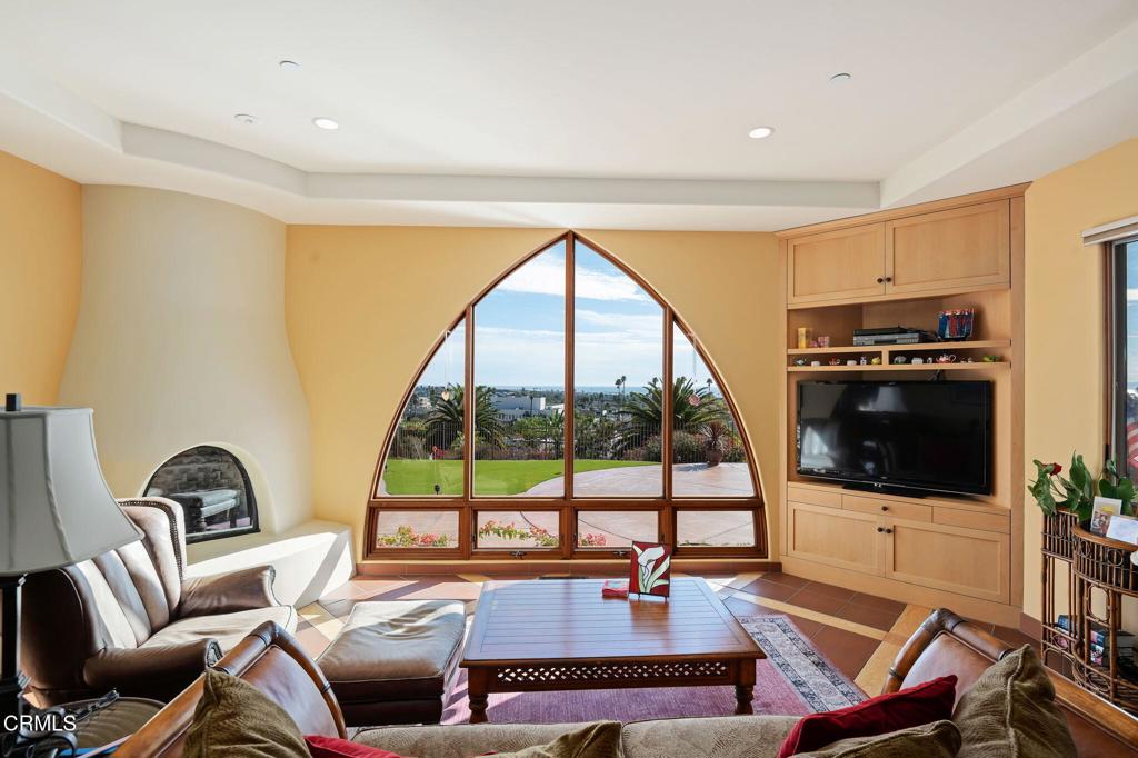 MLS #V1-28039 image #14