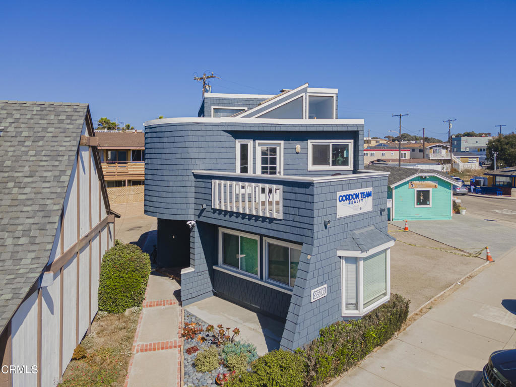 MLS #V1-28102 image #0