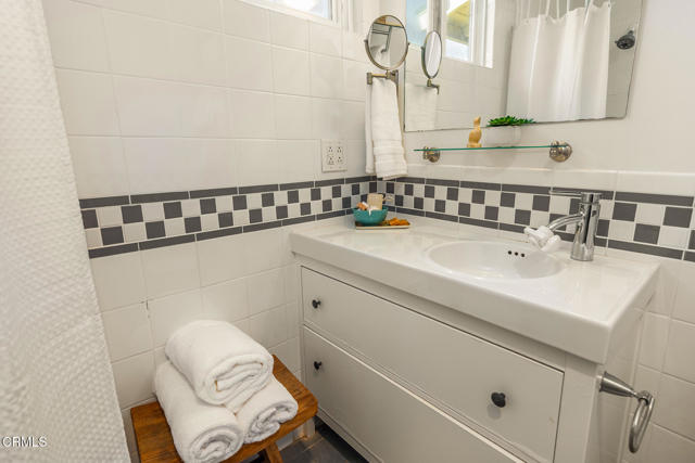 MLS #V1-28432 image #23