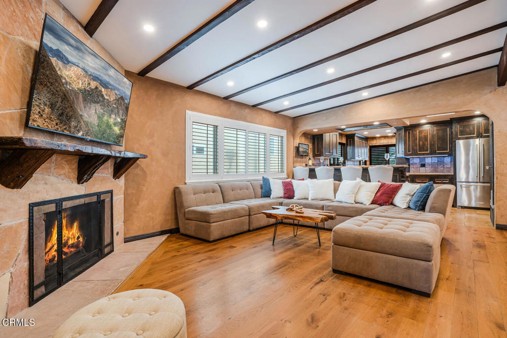 MLS #V1-28547 image #10