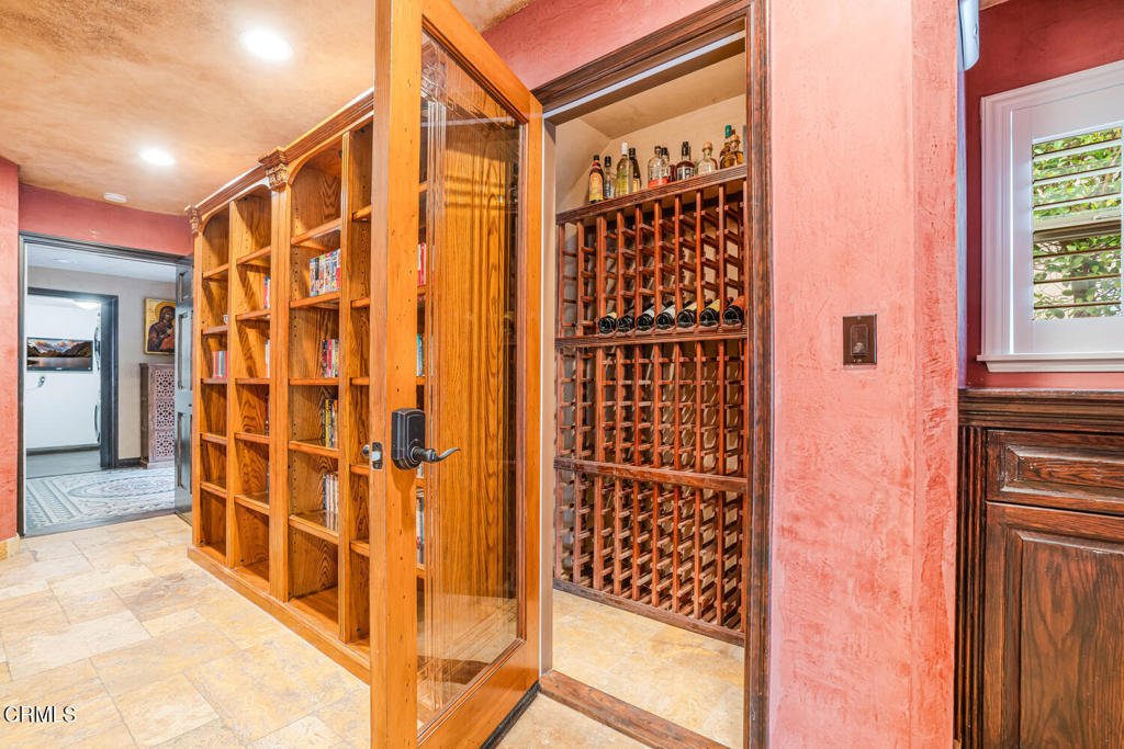 MLS #V1-28547 image #25