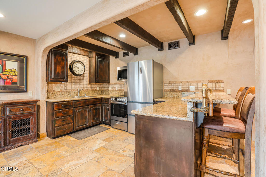 MLS #V1-28547 image #33