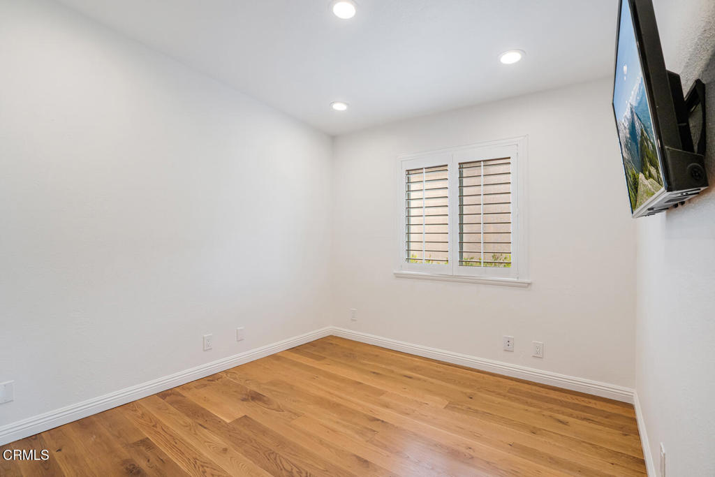 MLS #V1-28547 image #39