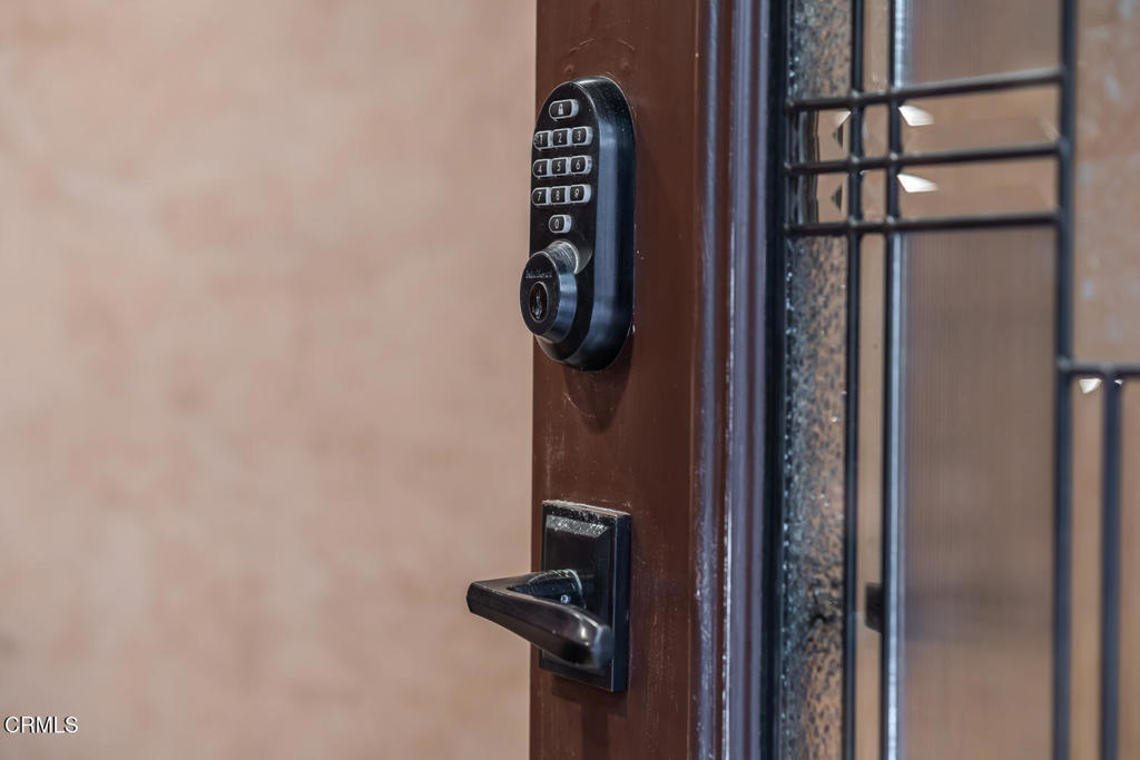 MLS #V1-28547 image #5