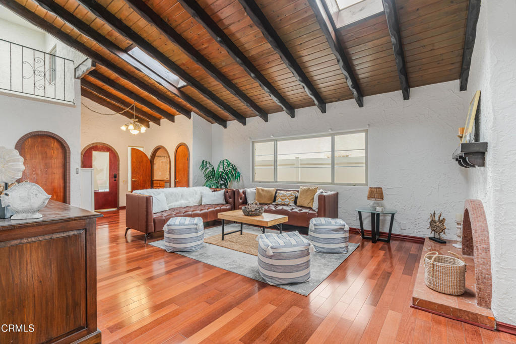 MLS #V1-28576 image #4