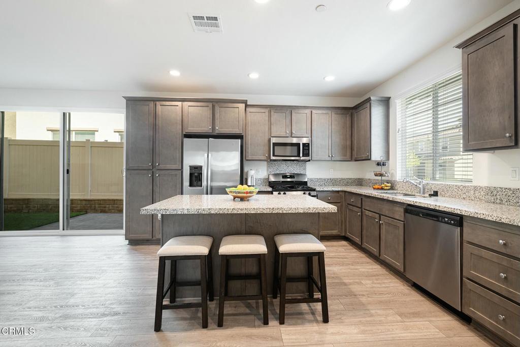 MLS #V1-28702 image #1