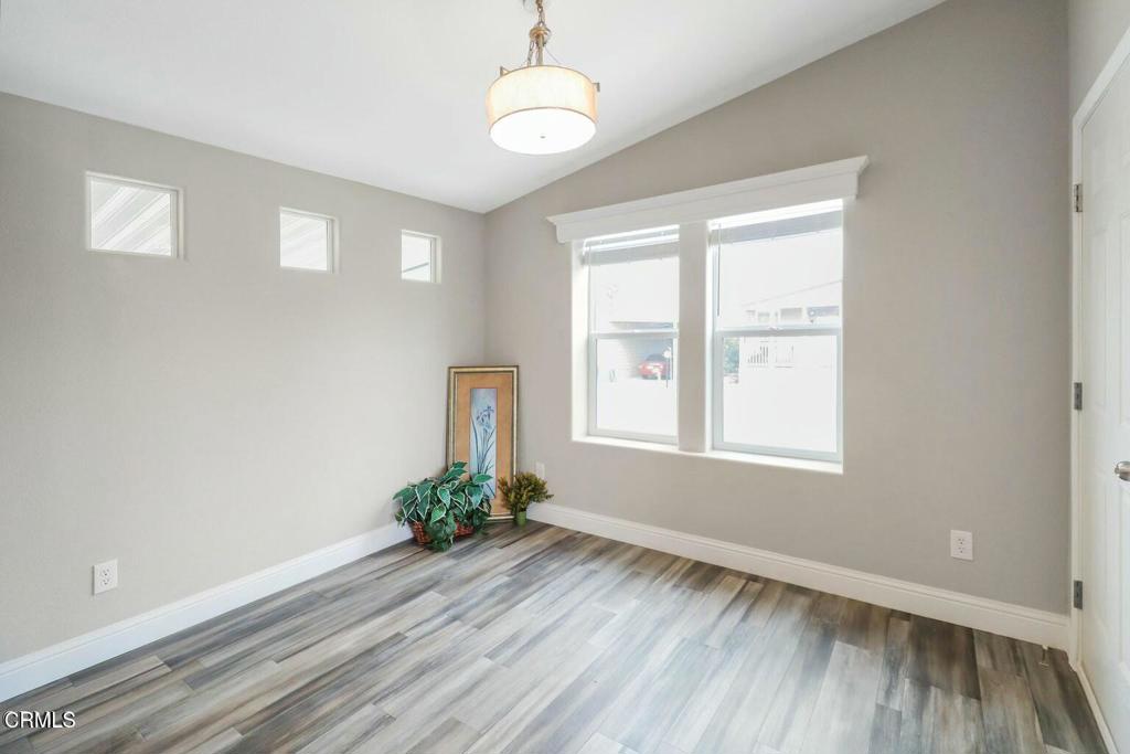 MLS #V1-28828 image #8