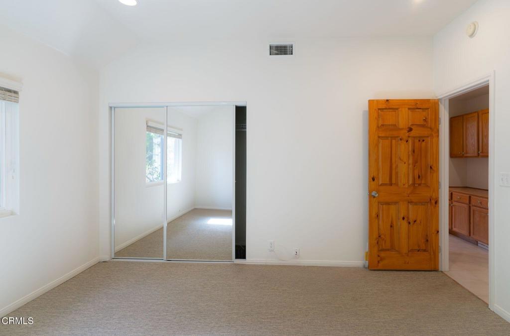 MLS #V1-28832 image #11