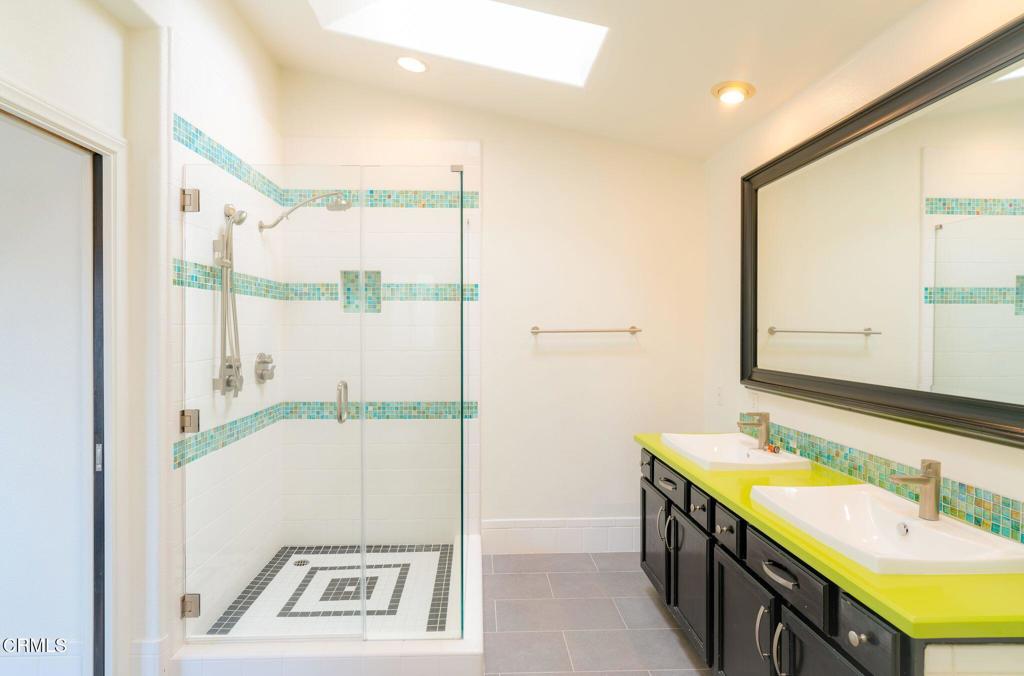 MLS #V1-28832 image #17