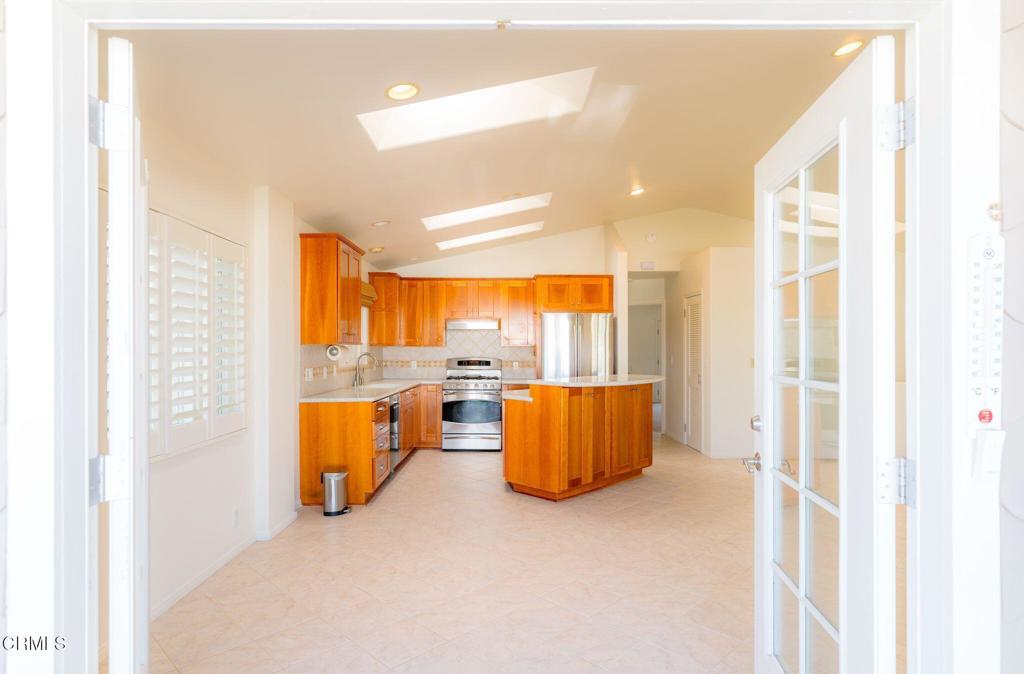 MLS #V1-28832 image #5