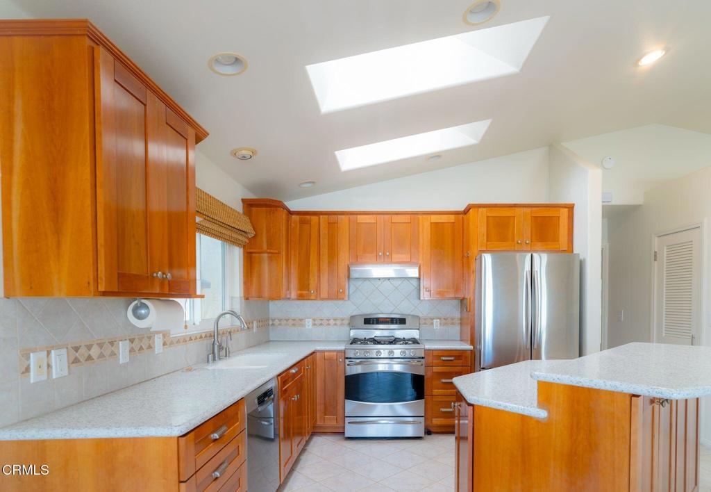 MLS #V1-28832 image #8